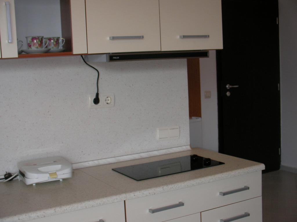 Adonai Apartments Misivri Dış mekan fotoğraf