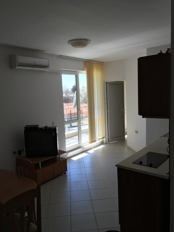 Adonai Apartments Misivri Dış mekan fotoğraf